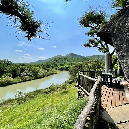 Tugela River Lodge Уинтертон Экстерьер фото