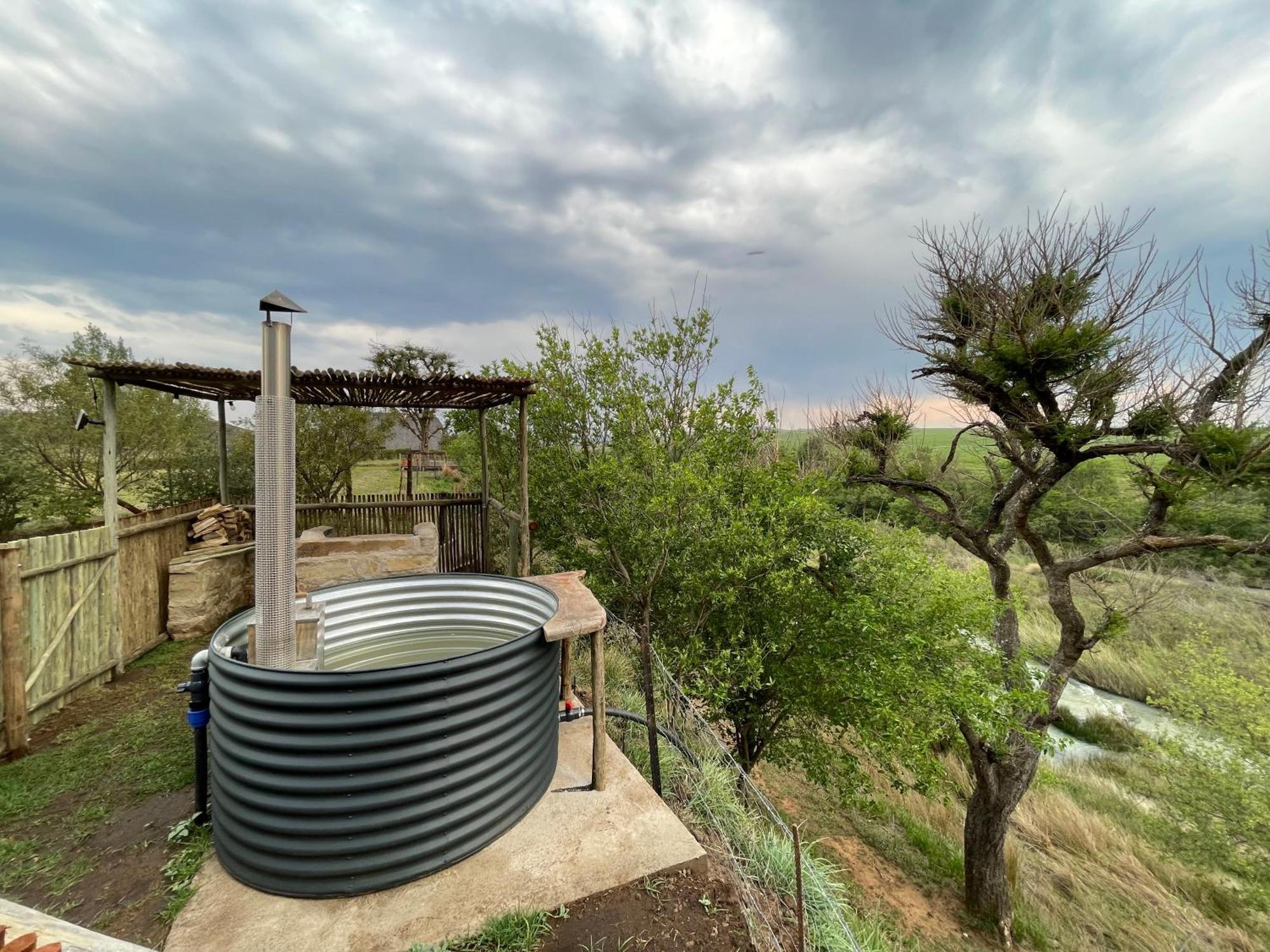 Tugela River Lodge Уинтертон Экстерьер фото