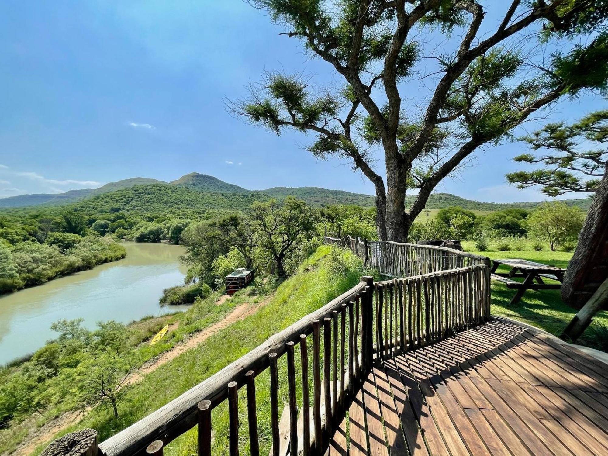 Tugela River Lodge Уинтертон Экстерьер фото